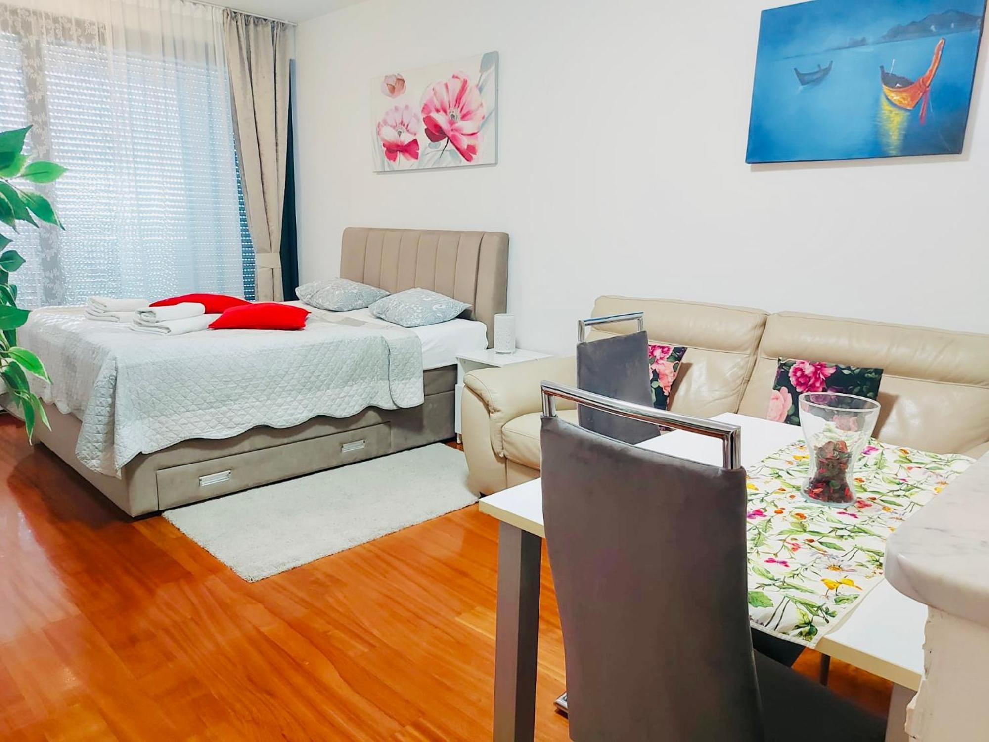 Nova Galerija West App Mary - Parking In Garage Apartman Zágráb Kültér fotó