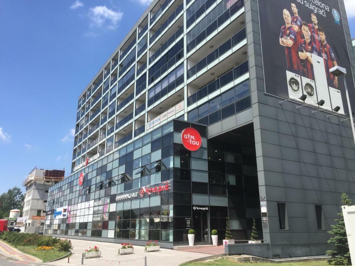 Nova Galerija West App Mary - Parking In Garage Apartman Zágráb Kültér fotó